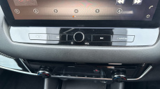 Nissan Qashqai 1.3 DiG-T MH 158 N-Connecta 5dr Xtronic Petrol Hatchback